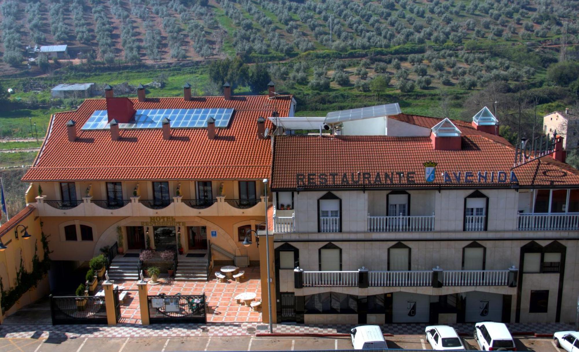 Hotel Avenida Beas de Segura Exterior photo